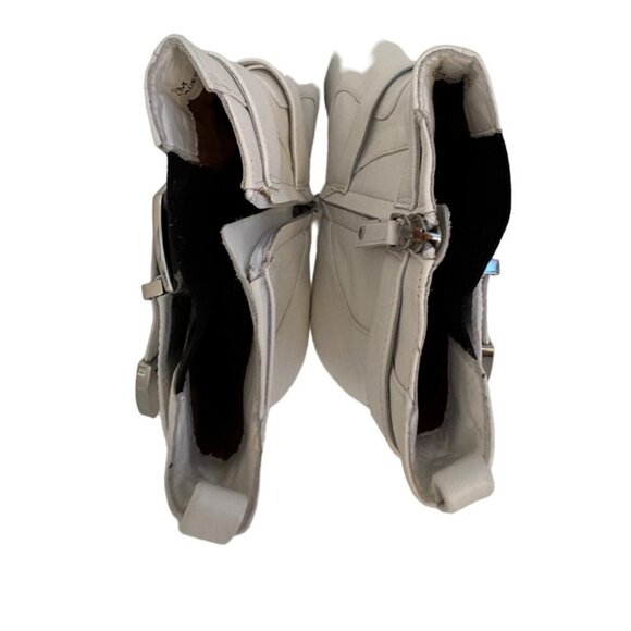 Linea Paolo Nikita II Bootie White Buckle Heels Size 9m $149 - Picture 8 of 14